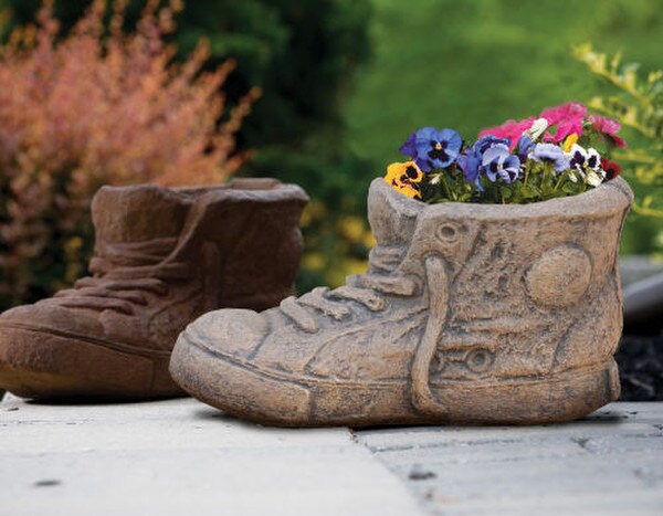 sports planter sneakers shoe gym garden decorative planter cement